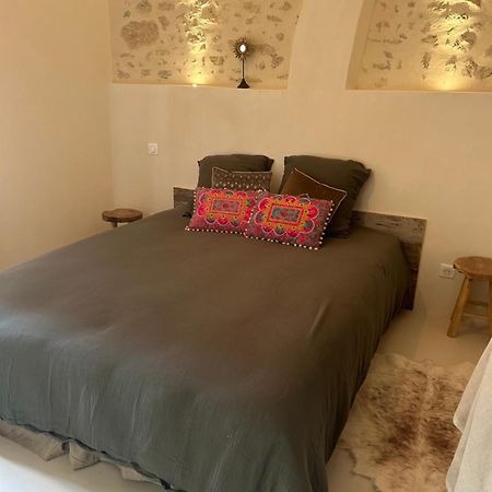 Maison D'Hotes La Datcha Manosque Ngoại thất bức ảnh